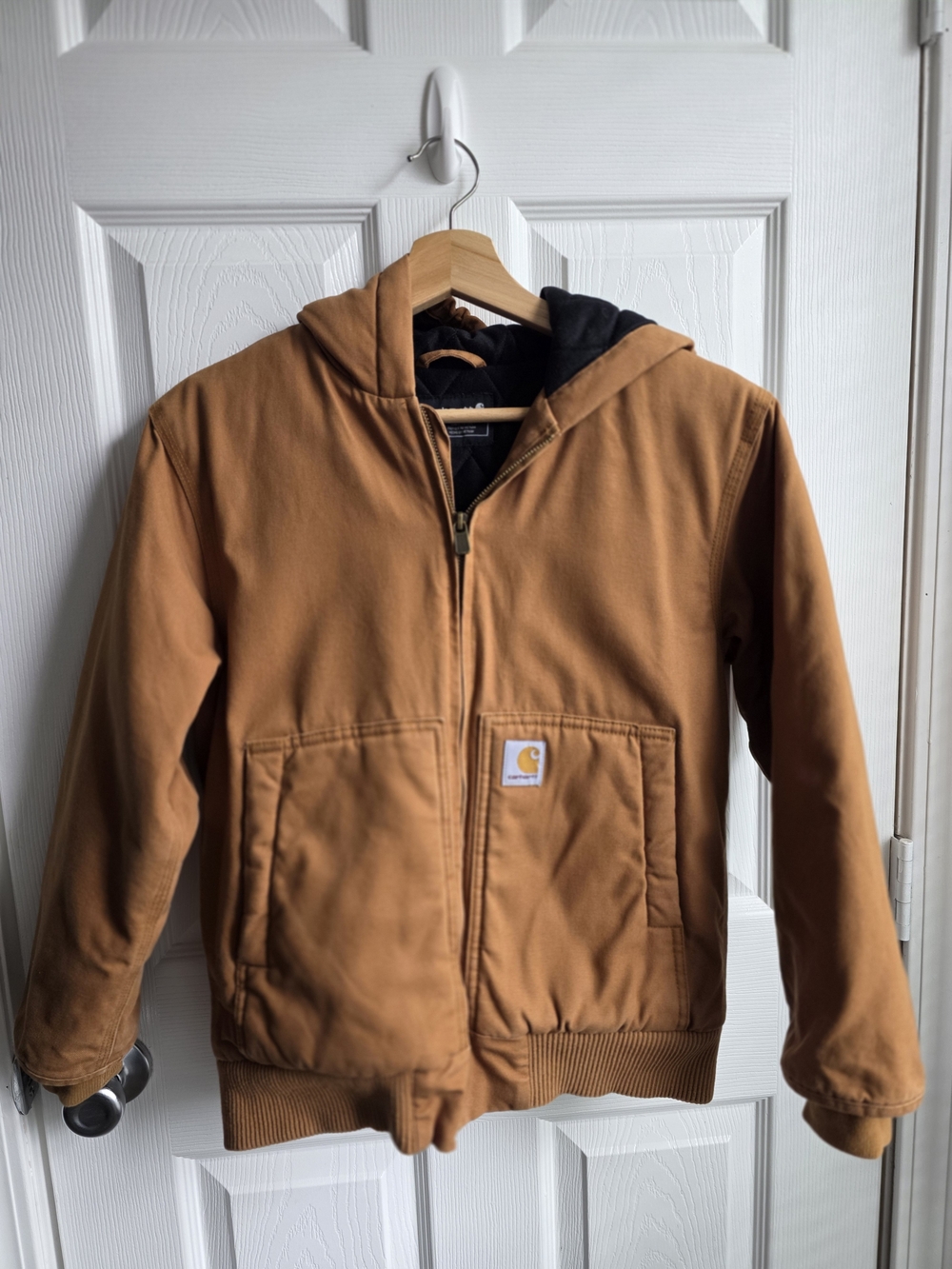Carhartt Boys Hooded Insulated Puffer Jacket in Carhartt Brown Size M